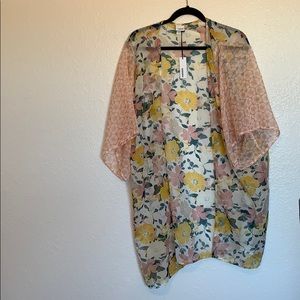 NWT Sonoma Kimono One Size Floral